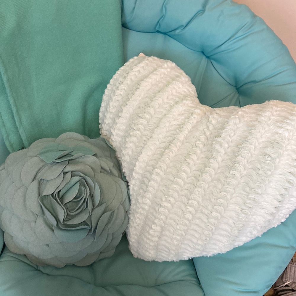 nanette lepore kids heart pillow